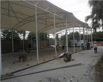 四川膜結(jié)構(gòu)修建崇州金瀾名城宴會(huì)廳膜結(jié)構(gòu) 四川膜結(jié)構(gòu)修建崇州金瀾名城宴會(huì)廳膜結(jié)構(gòu)